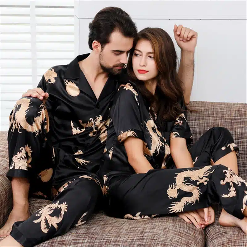 ladies' pajamas set